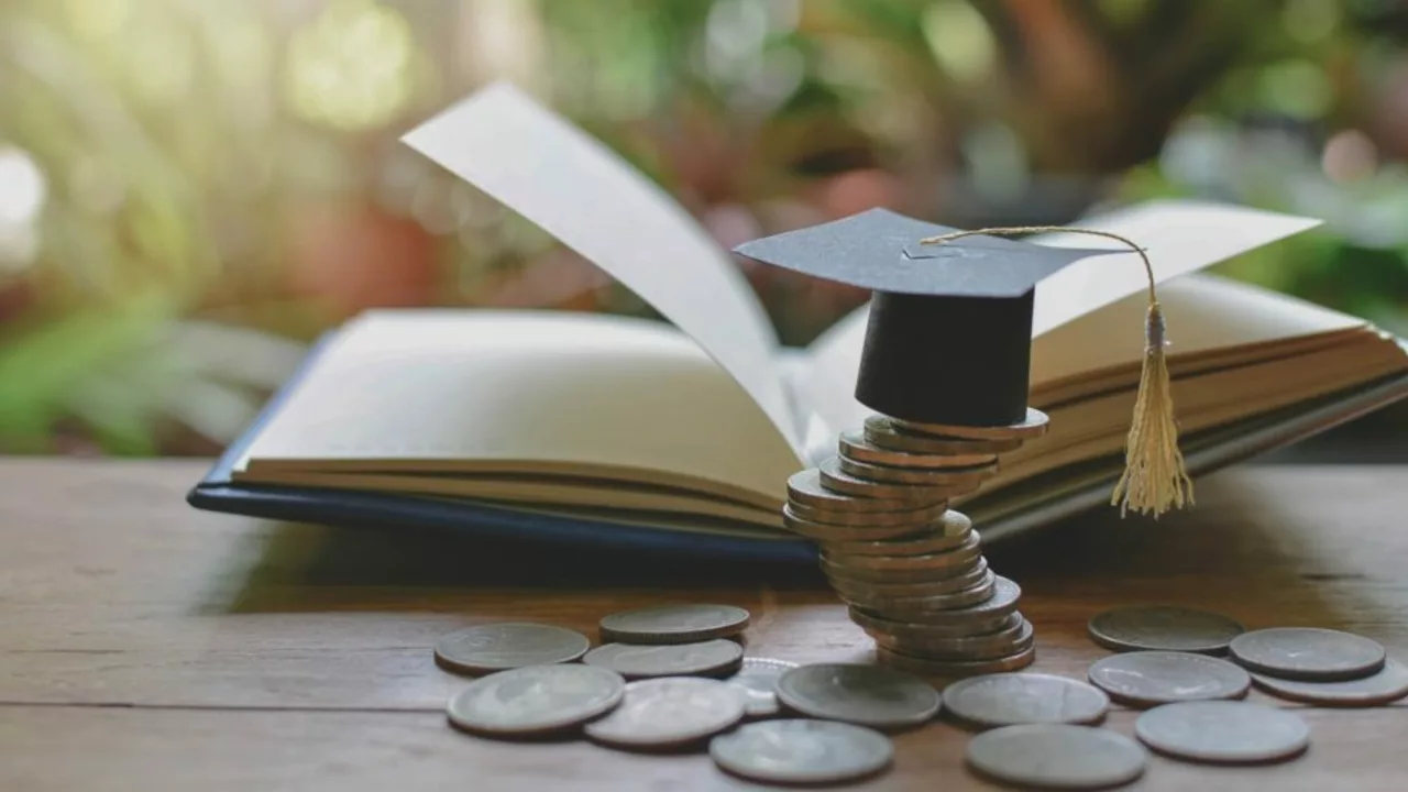 What must one know before taking an education loan in India?